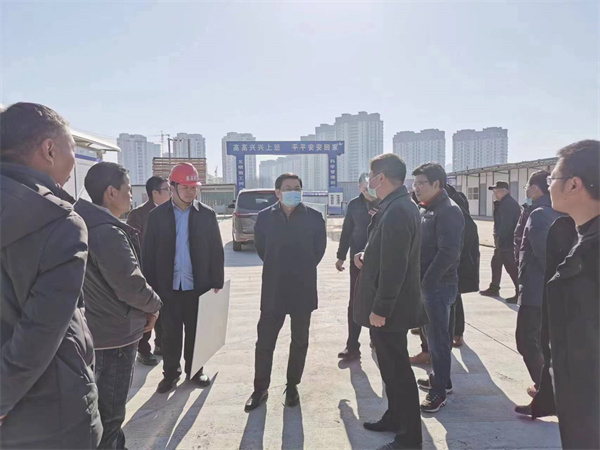 1月30日，朱策常务副市长调研韦德（中国）大楼复工情况.jpg